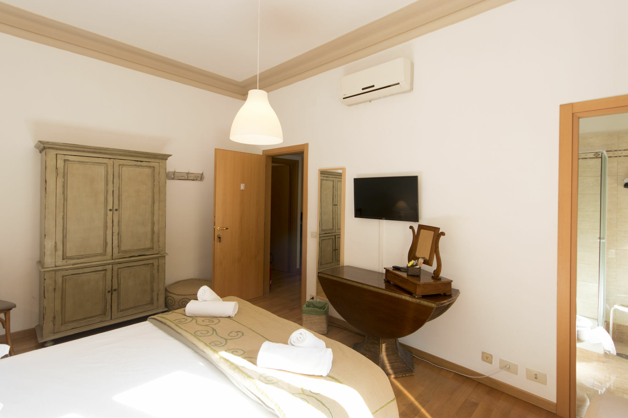 Le Suites Di Tevere Home روما المظهر الخارجي الصورة